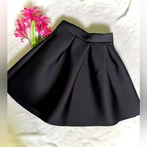 Rue21 NWT Classic Black Pleated Skater Skirt - XS